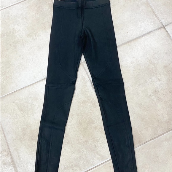 David Lerner coated seamed legging with ankle zipper - Picture 6 of 6